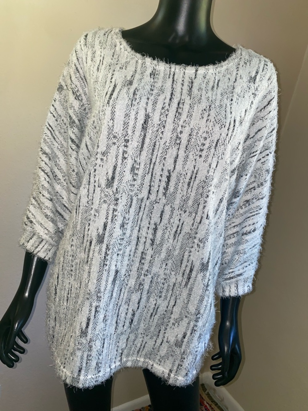 Chances R Fuzzy Cozy Textured White & Black Knit Sweater